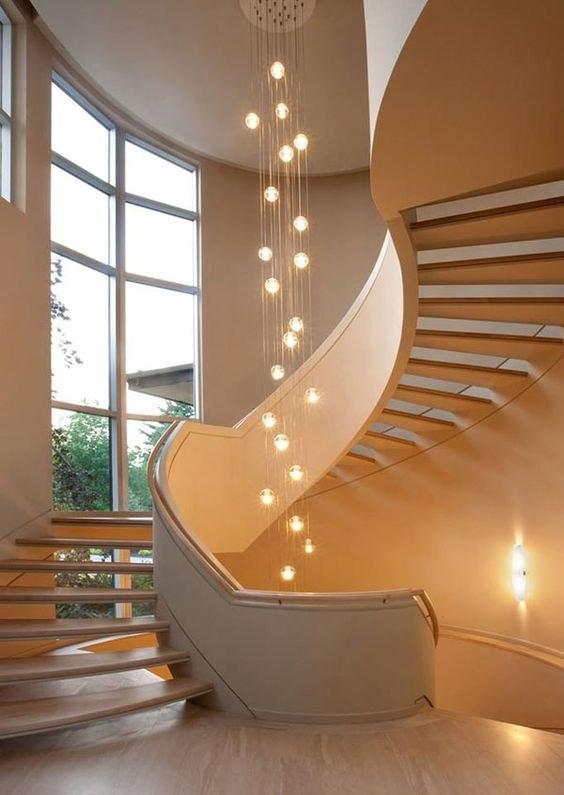 جدیدترین طرح‌های نورپردازی راه پله رویایی